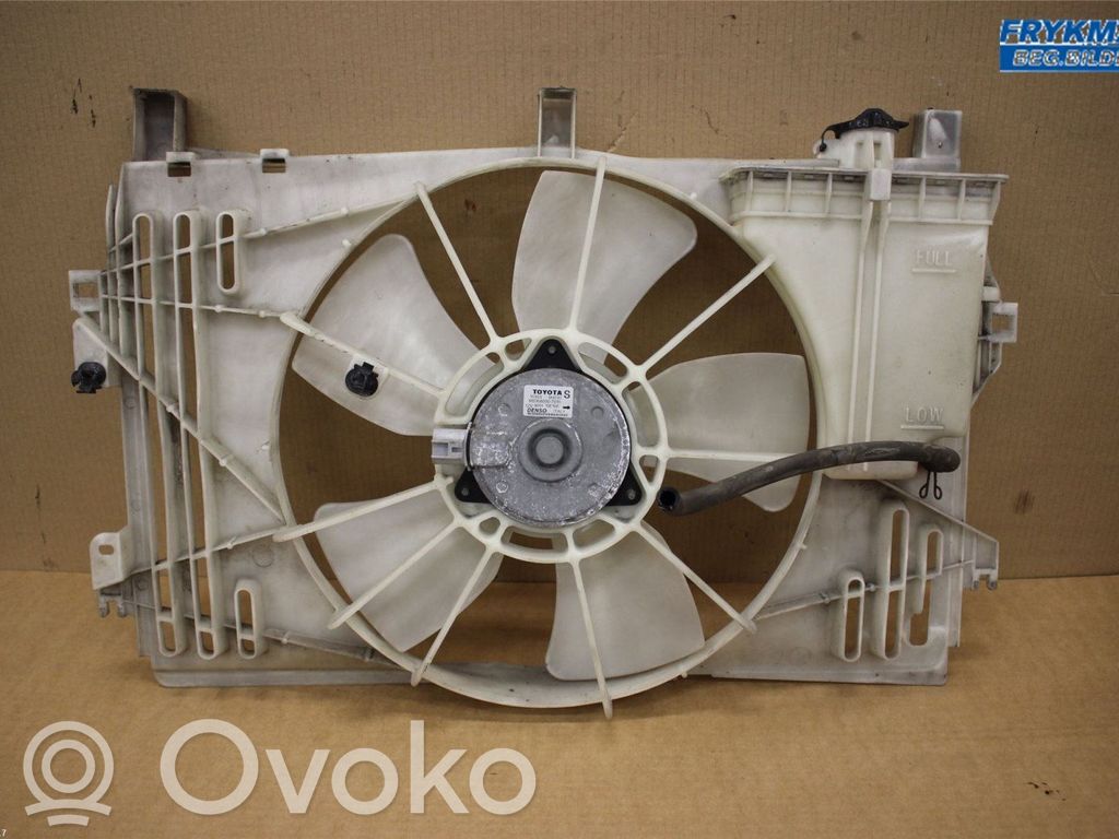 Toyota Avensis T250 Elektrinis radiatorių ventiliatorius 