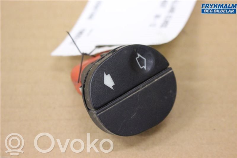 Electric window control switch   1107243,94FG14529AD