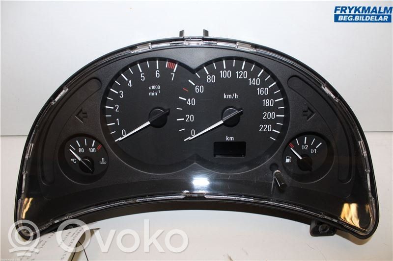 Opel Corsa C Speedometer (instrument cluster) 