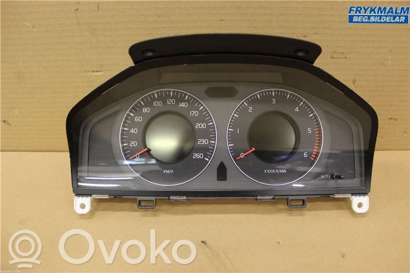 Volvo S80 Speedometer (instrument cluster) 