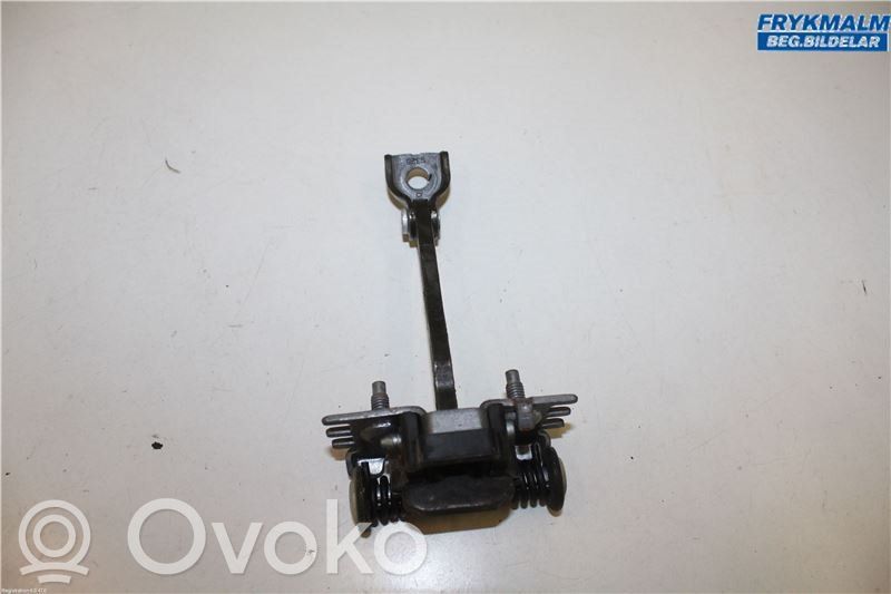 Citroen C3 Etuoven pidätin 