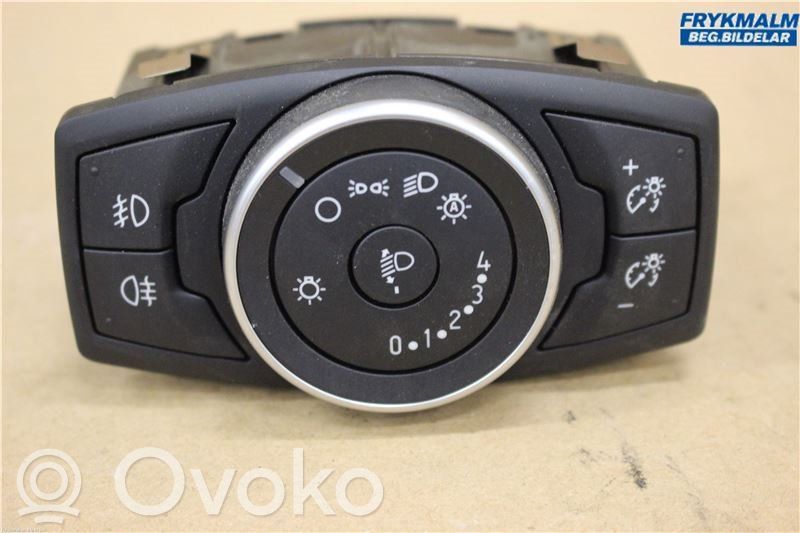 Ford Focus Light switch 
