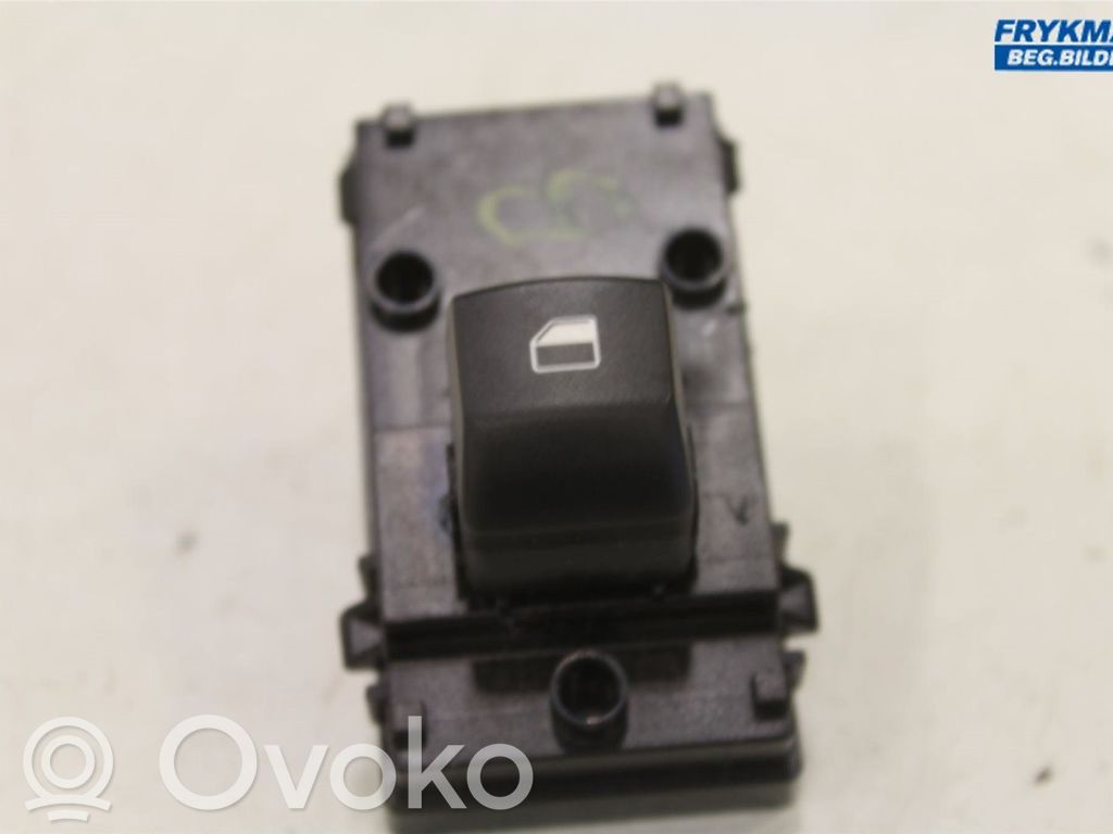 KIA Ceed Electric window control switch 