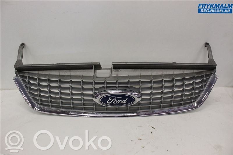Ford Mondeo MK IV Front bumper lower grill 