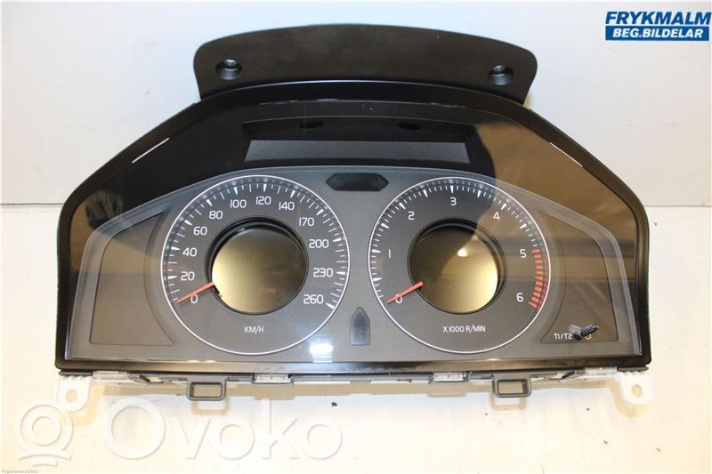 Volvo S80 Speedometer (instrument cluster) 