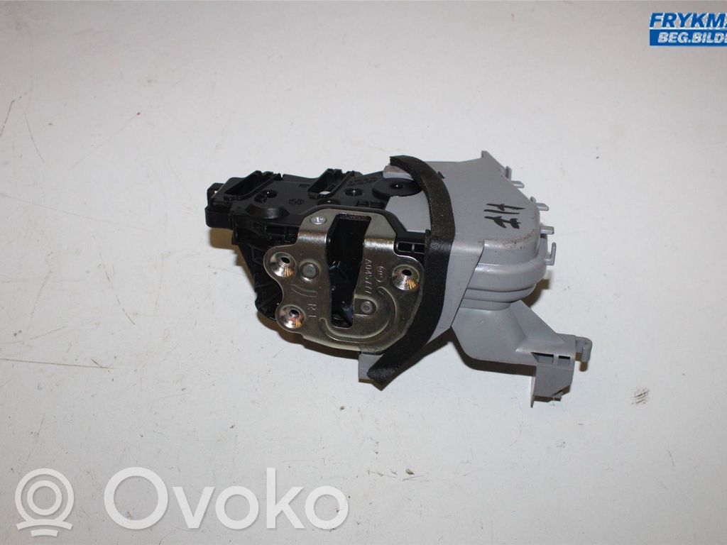 KIA Stinger Front door lock 