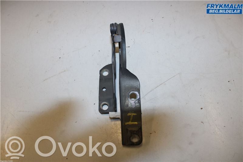 Mitsubishi Outlander Zawiasy pokrywy / maski silnika 