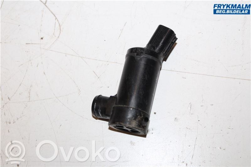 Subaru Outback Windscreen/windshield washer pump 