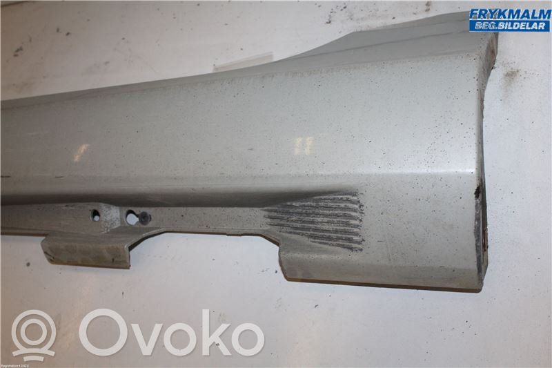 Volvo V60 Sliding door middle rail 