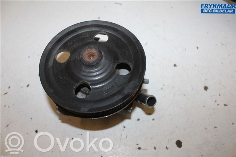 Ford Mondeo MK IV Ohjaustehostimen pumppu 
