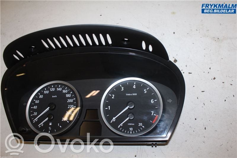 BMW 5 E60 E61 Speedometer (instrument cluster) 