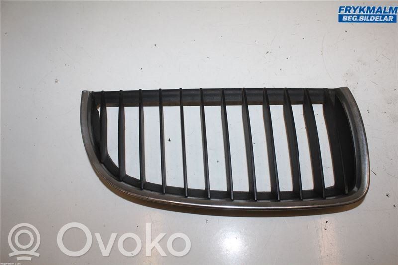 BMW 3 E90 E91 Front bumper lower grill 