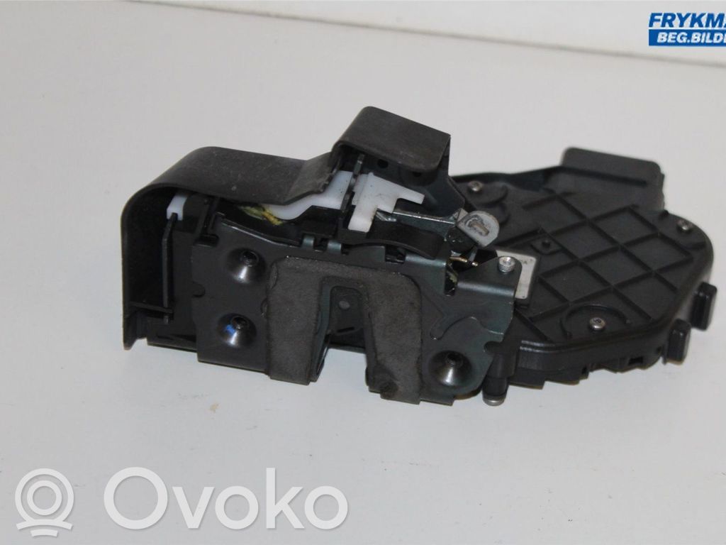 Ford Kuga I Front door lock 