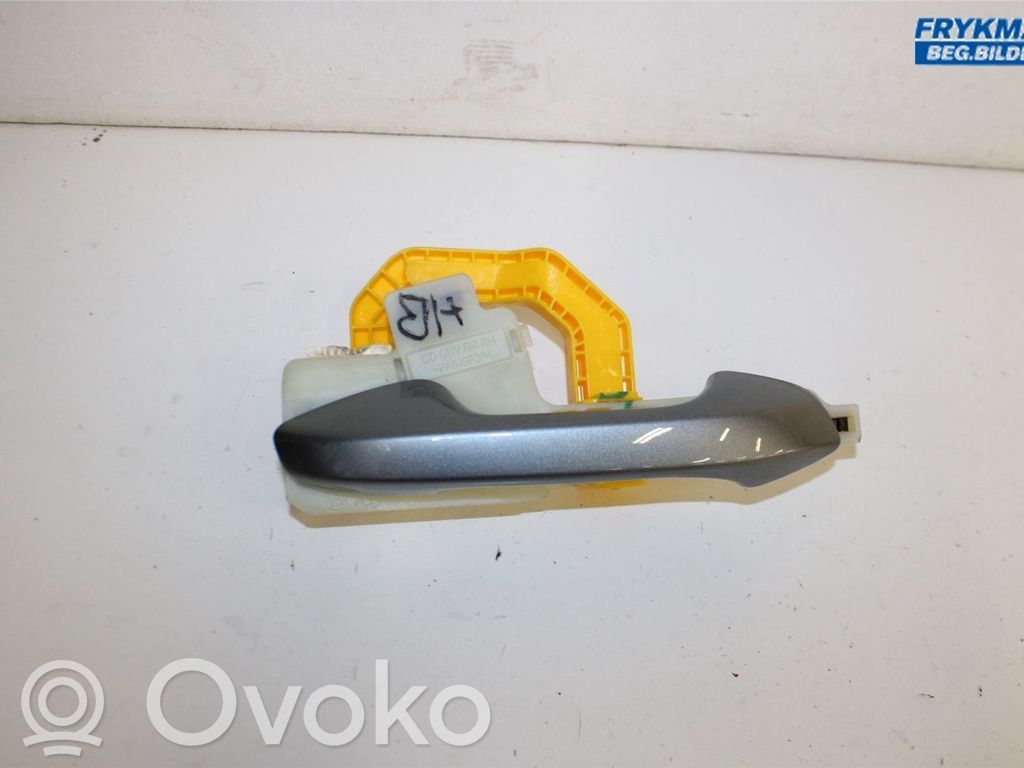 KIA Xceed Manecilla externa puerta delantera 