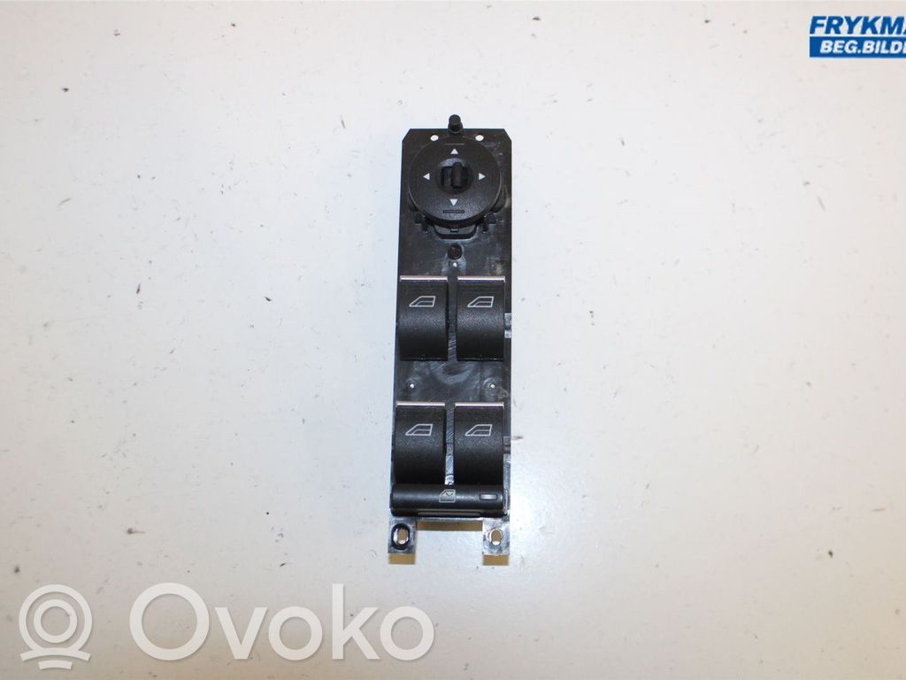 Electric window control switch   2033142,3S010138819,F1ET14A132CC