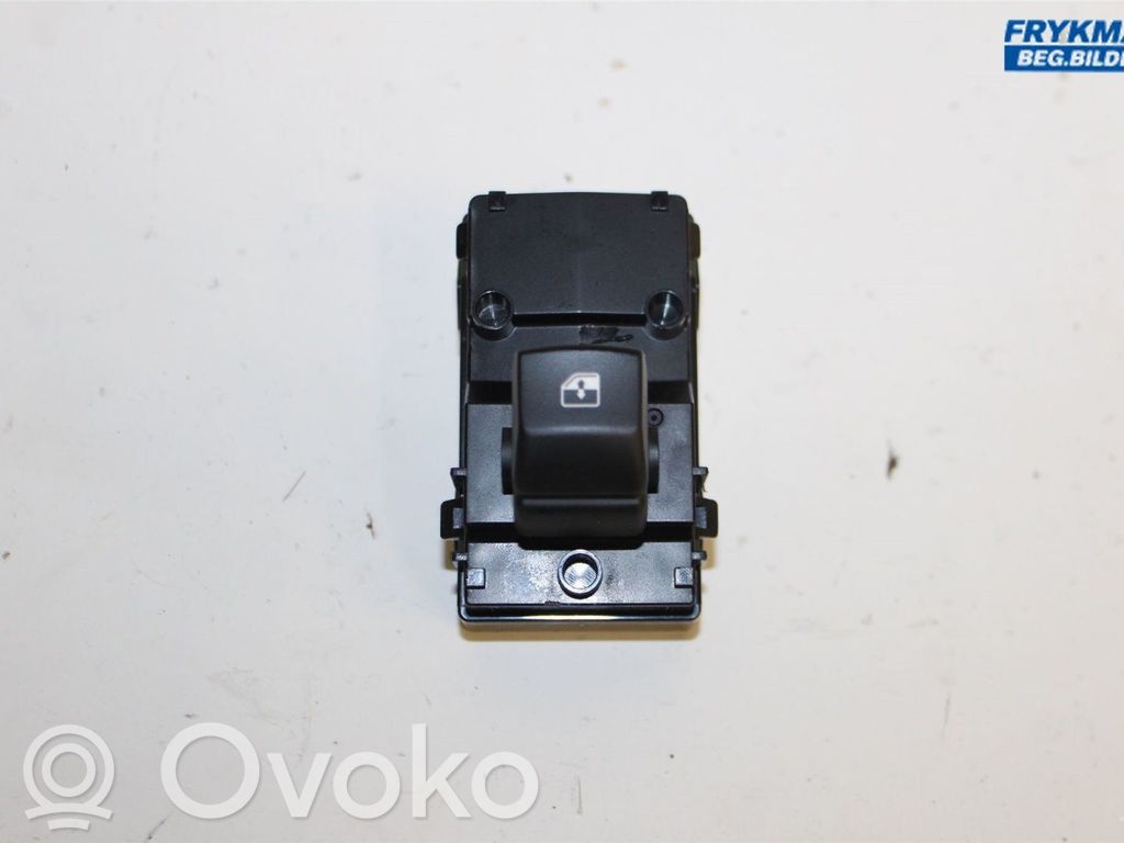 KIA Xceed Interruptor del elevalunas eléctrico 