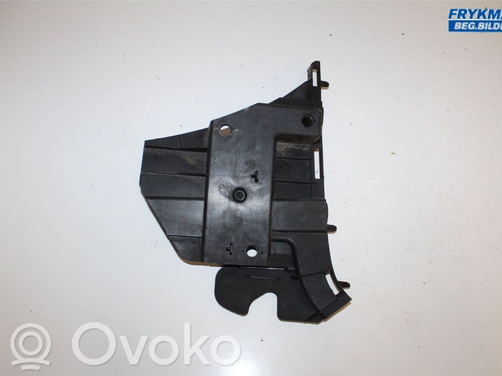 Volvo V70 Front bumper mounting bracket 
