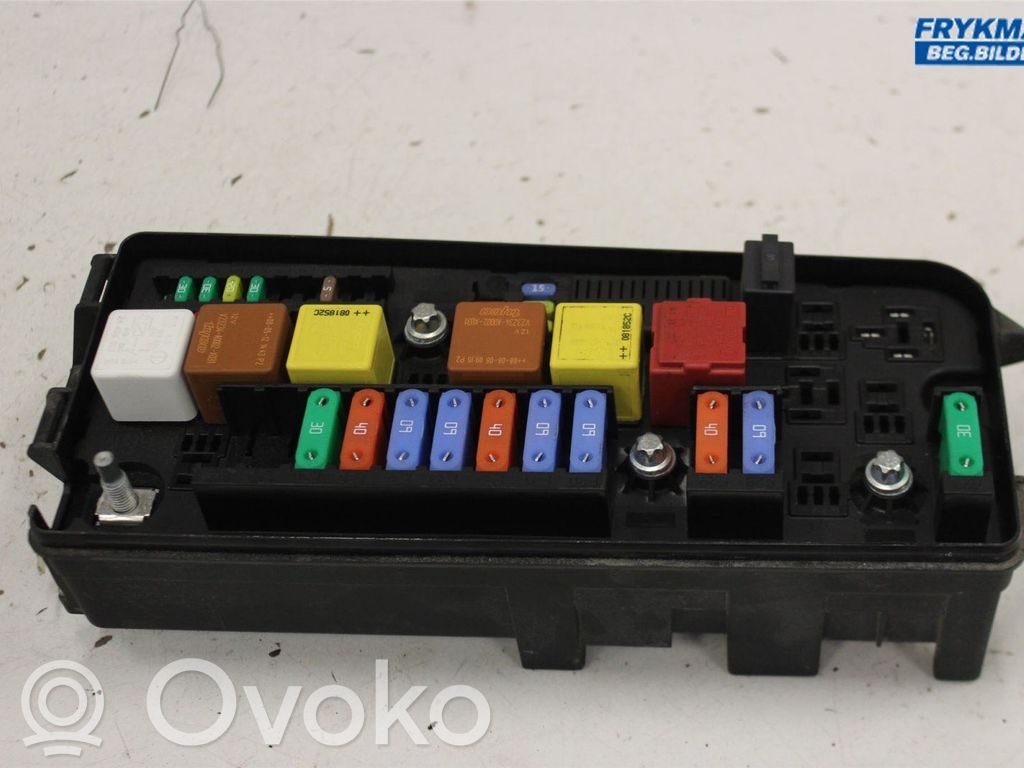 Opel Vectra C Fuse module 
