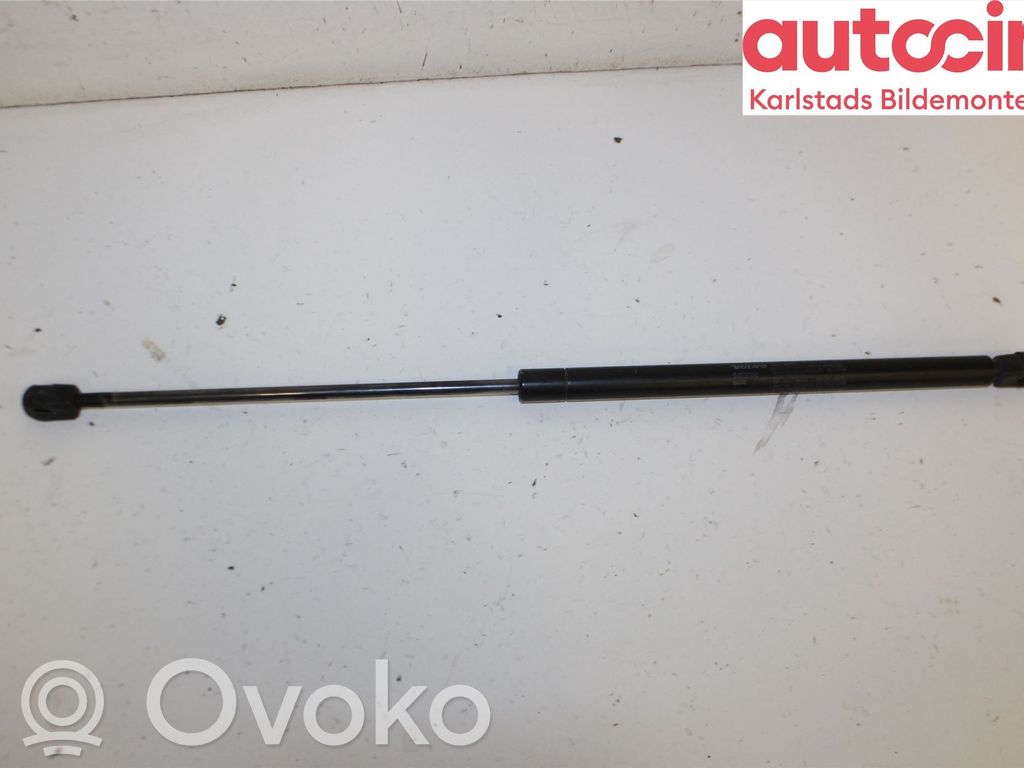 Volvo 940 Tailgate strut 