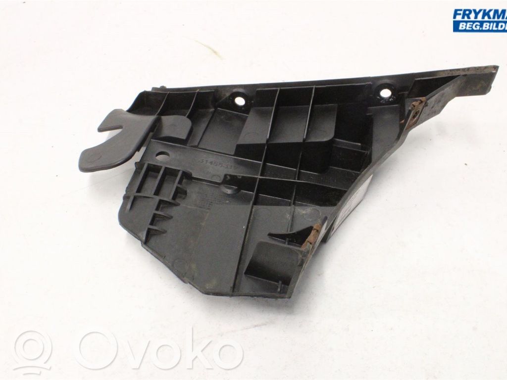 Volvo V70 Front bumper mounting bracket 