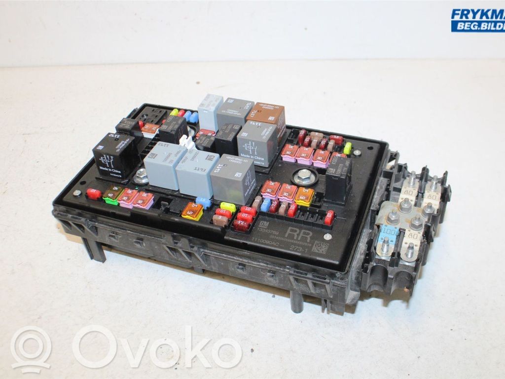 Opel Astra J Sulakemoduuli 