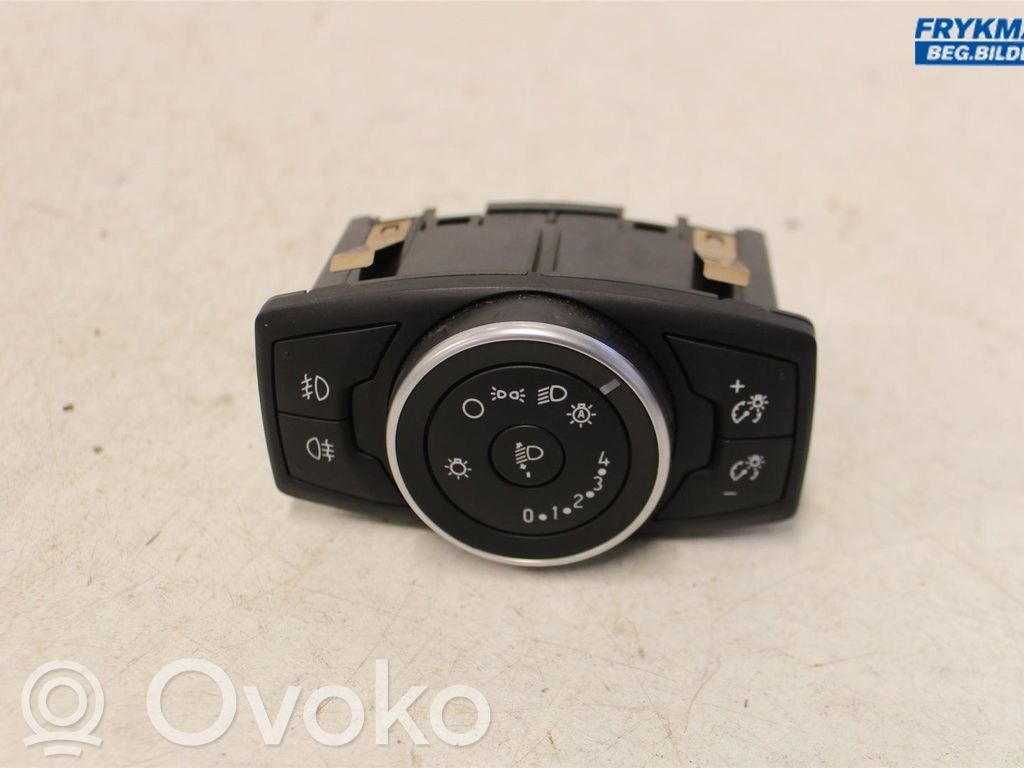 Ford Focus Light switch 