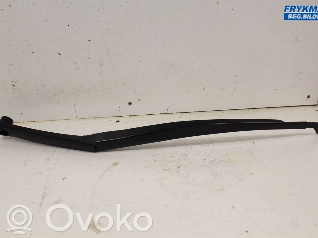 KIA Ceed Front wiper blade arm 