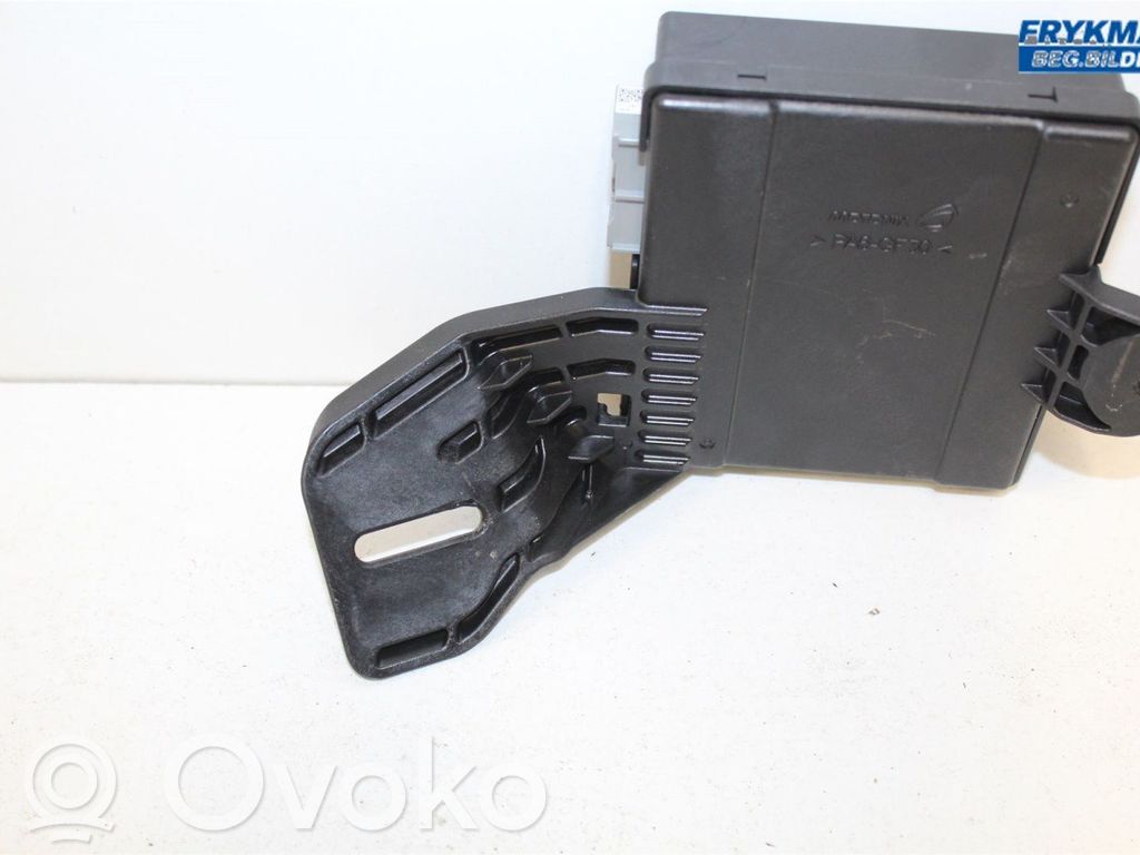 Unidad de control/módulo del maletero/compartimiento de carga   95470A8100