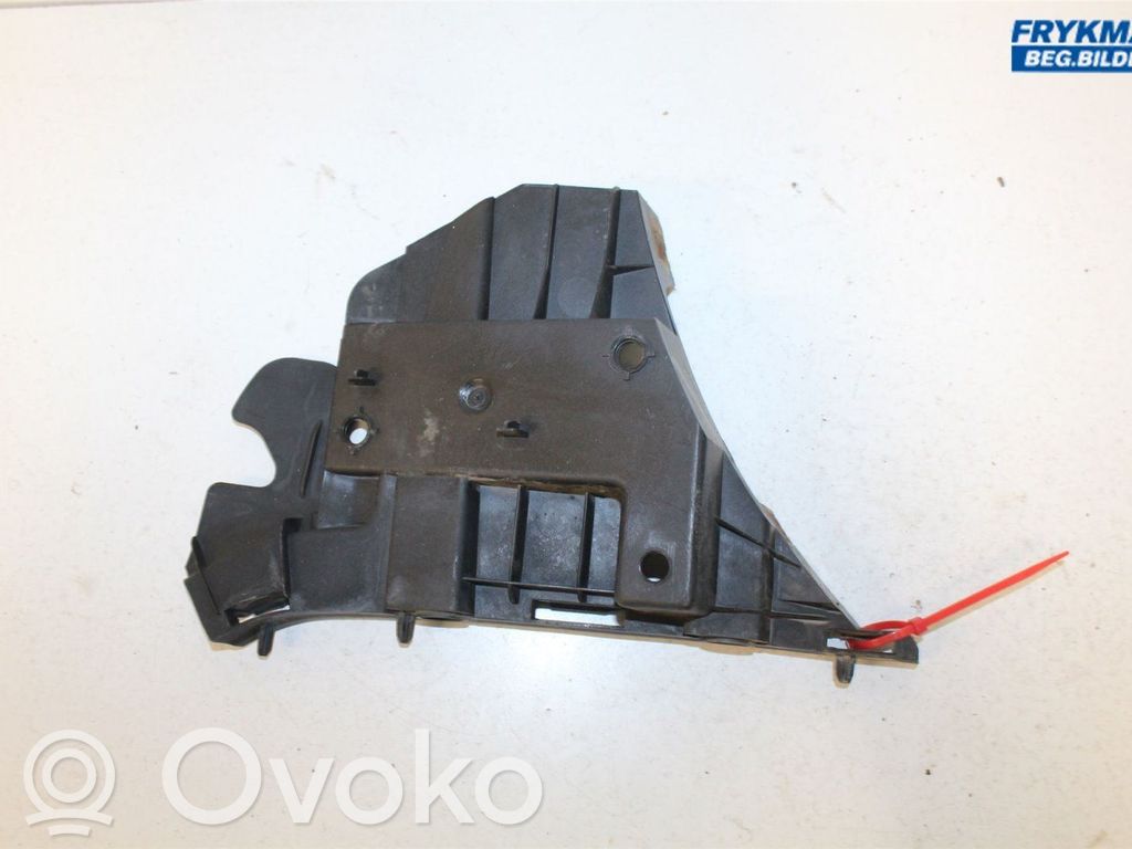 Volvo V70 Front bumper mounting bracket 
