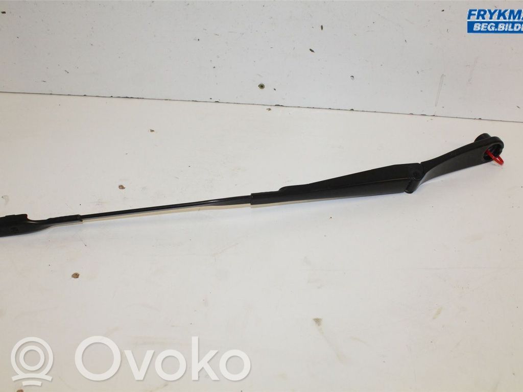 Audi A6 S6 C8 4K Wischerarm vorne 