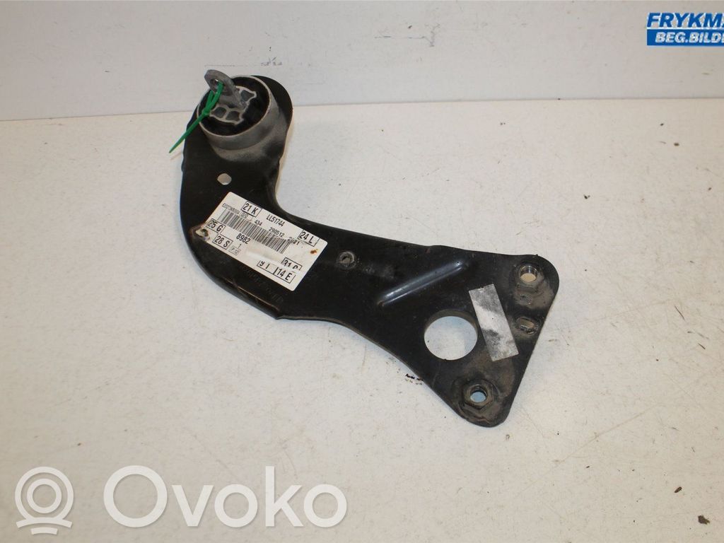 Ford Focus Рычаг 