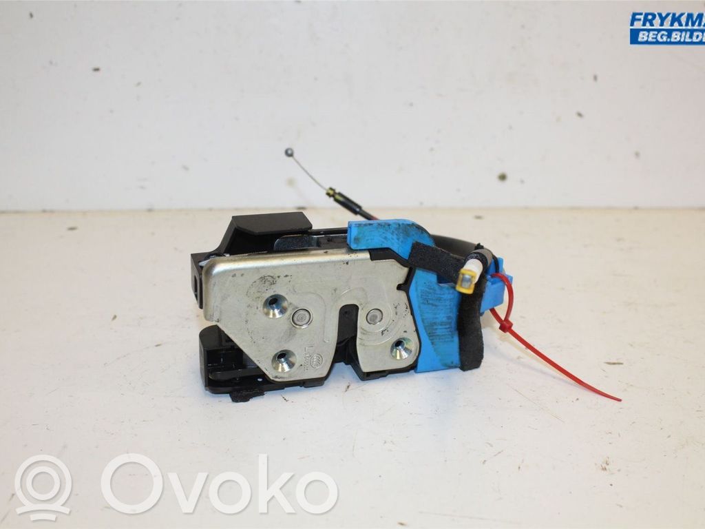 KIA Ceed Rear door lock 