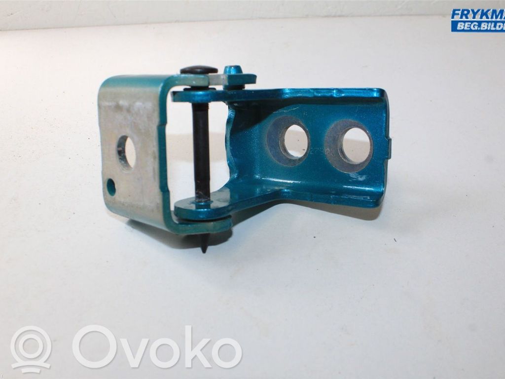 Citroen C3 Rear door upper hinge 