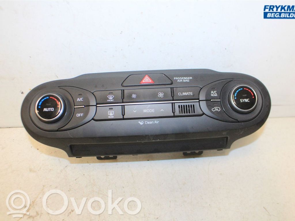 KIA Sorento Climate control unit 