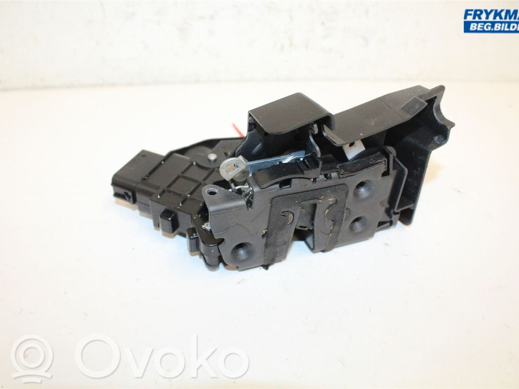 Ford Focus Etuoven lukko 