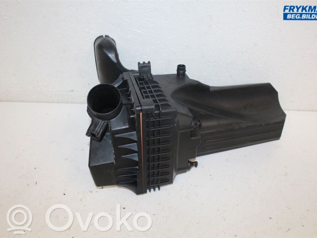 Ford Fiesta Air filter box 