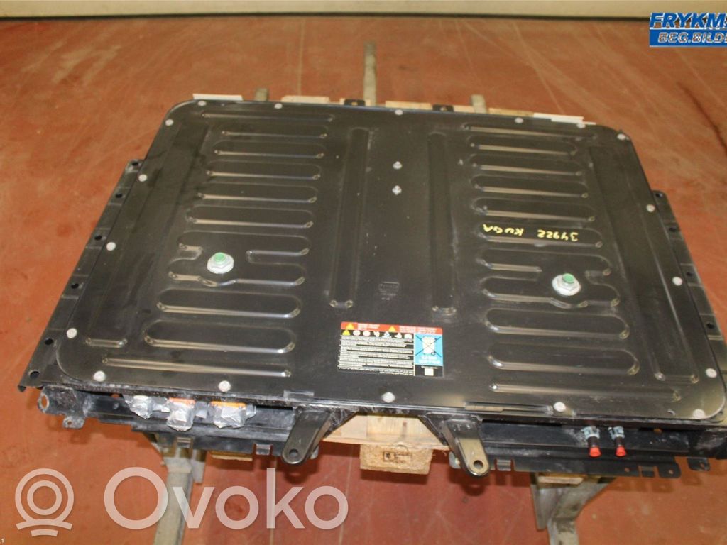 Ford Kuga III Hybridiauto / sähköauton akku 