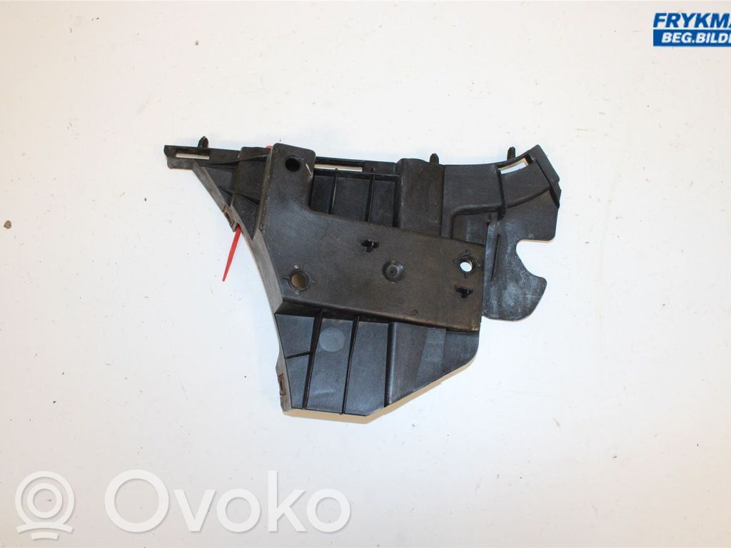 Volvo V70 Front bumper mounting bracket 