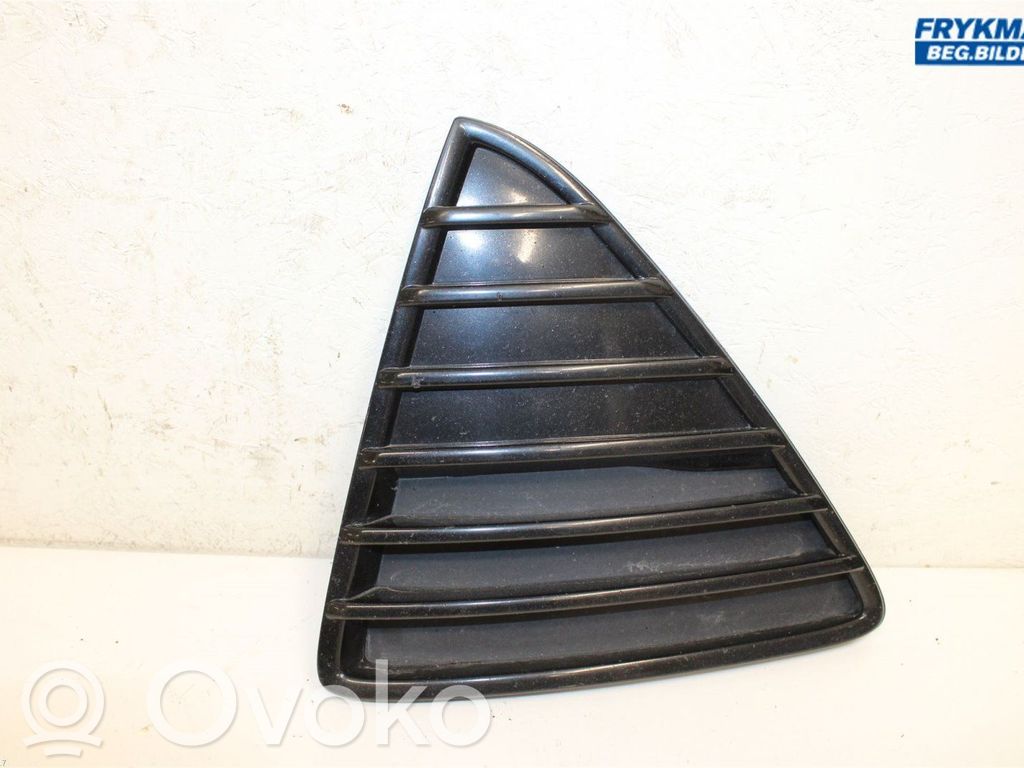 Ford Focus Front bumper lower grill 