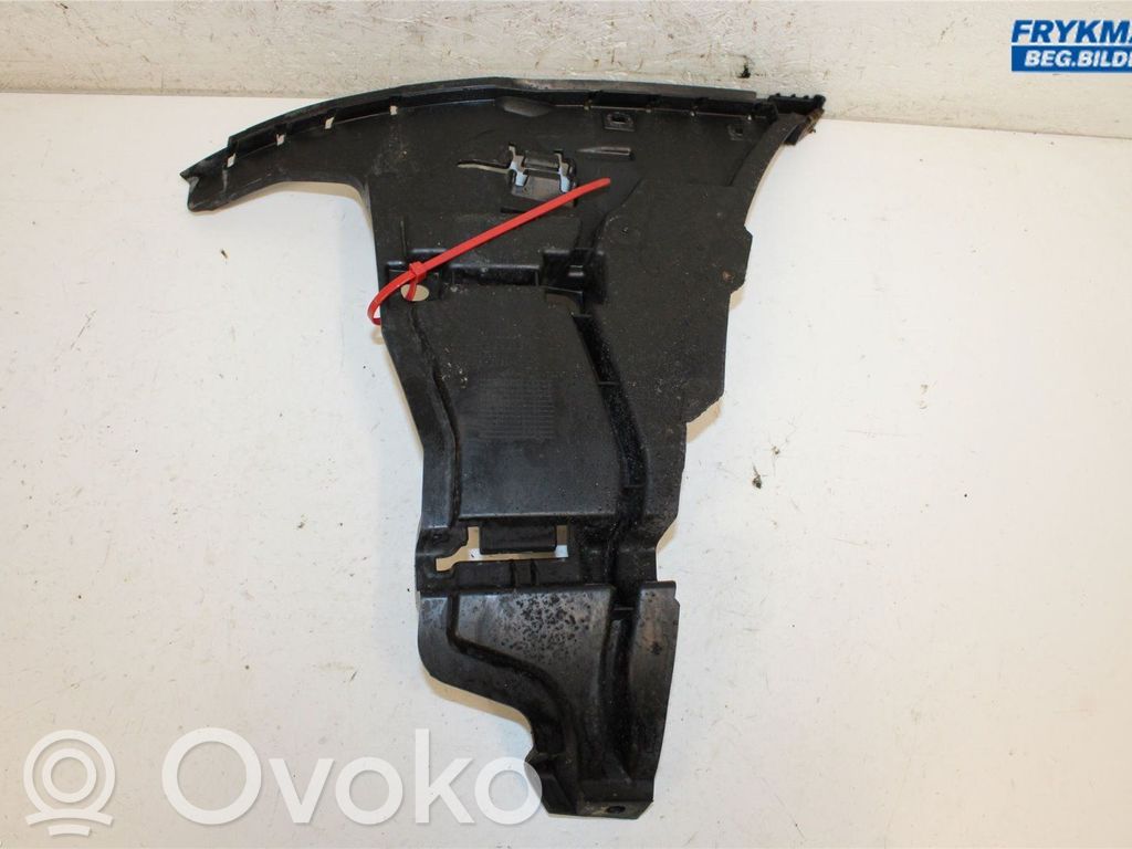 Volvo V70 Front bumper mounting bracket 