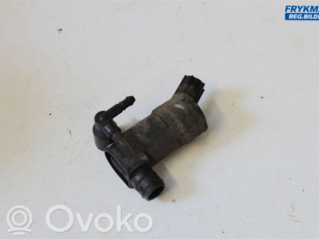Windscreen/windshield washer pump   31349228
