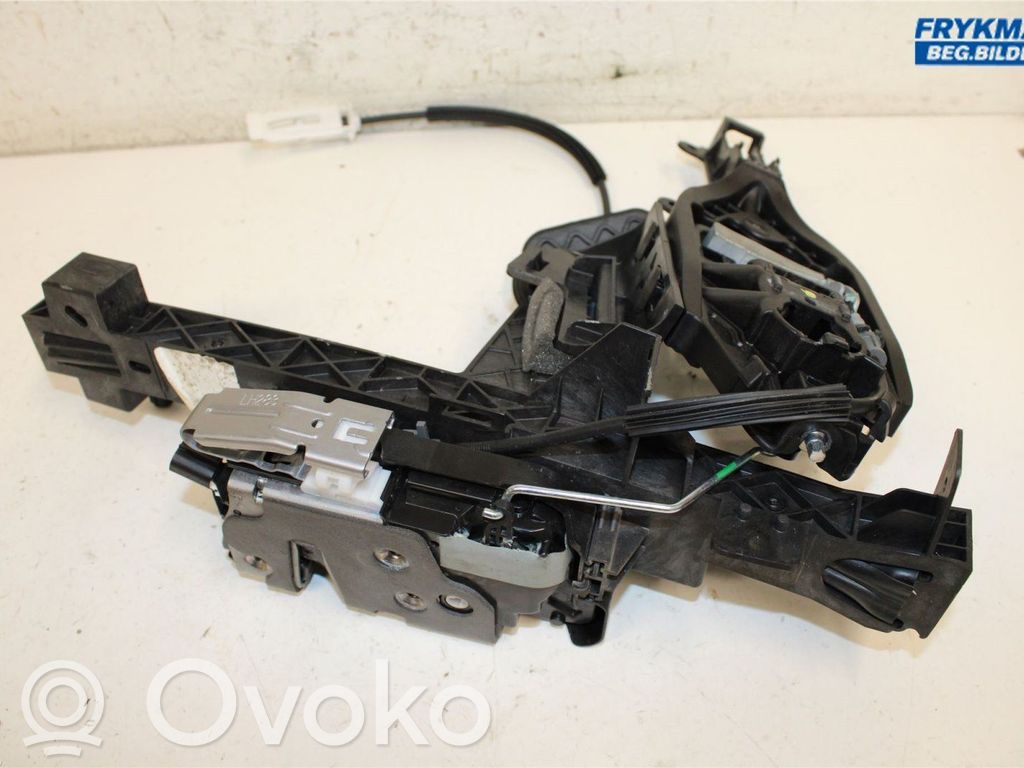 Ford Kuga III Front door lock 