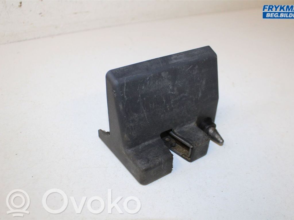 Ford Transit Aizmugurē slēdzene 