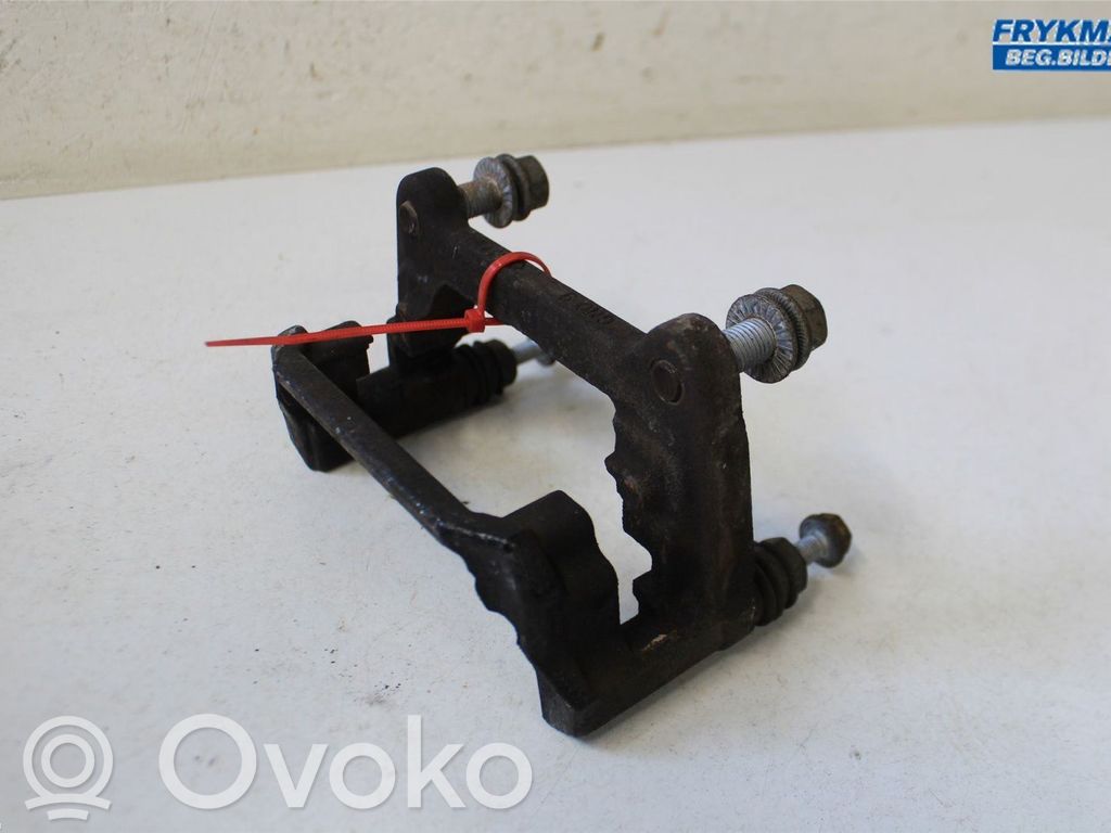 Audi A4 S4 B9 Mocowanie / Zacisk hamulca tylnego 