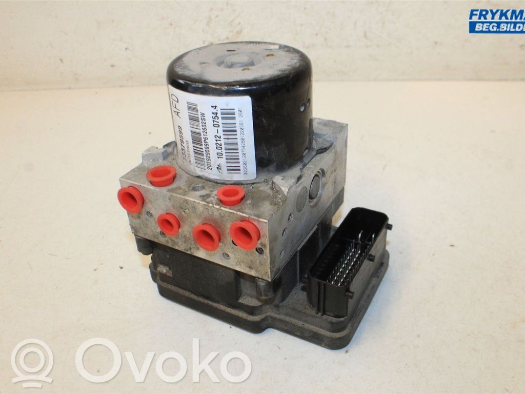 Opel Astra J ABS bloks 