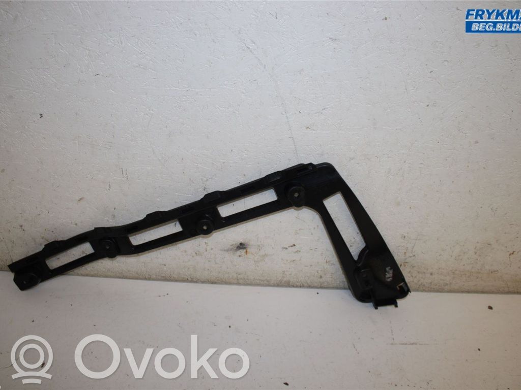 Ford Focus Rear bumper mounting bracket 