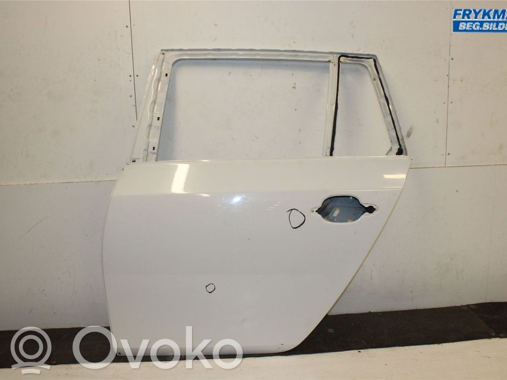 Puerta trasera   41525A2A367,41527158501