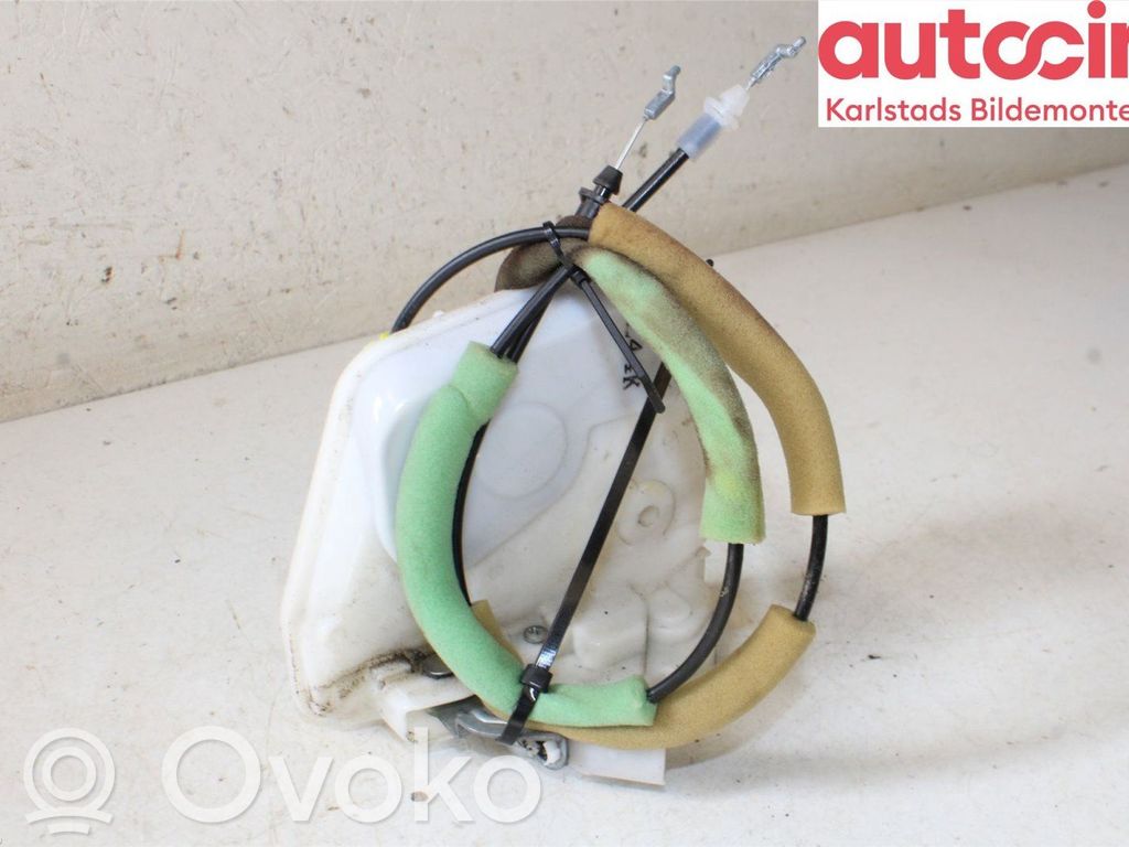 Mazda 6 Rear door lock 