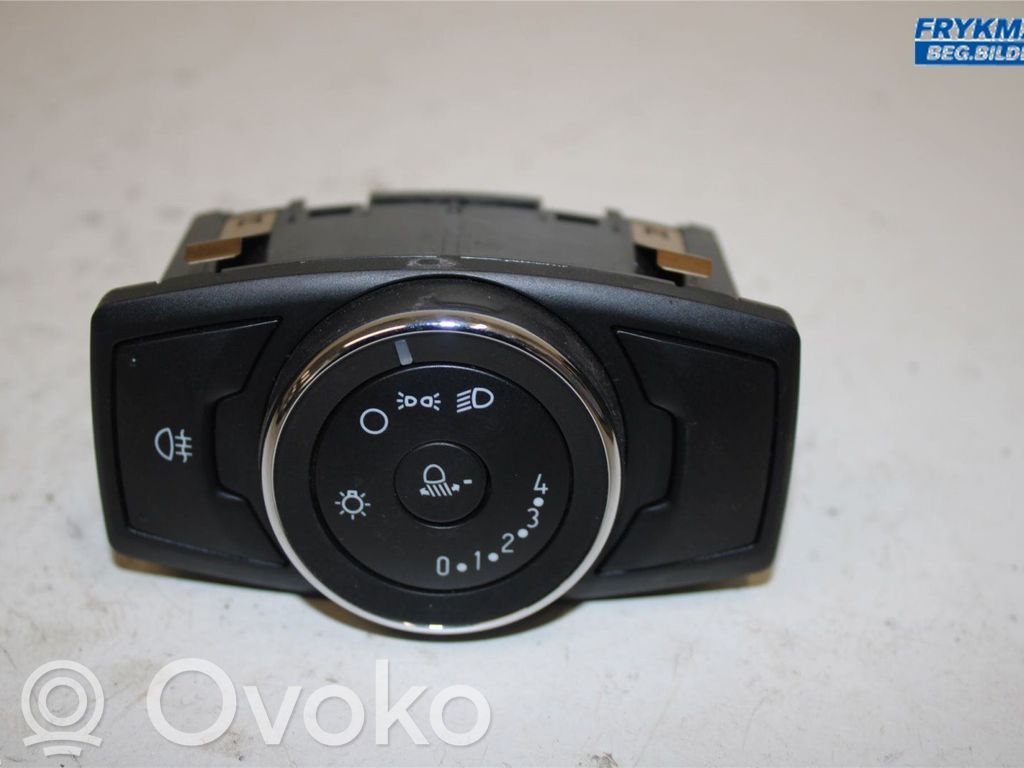 Ford Focus Light switch 