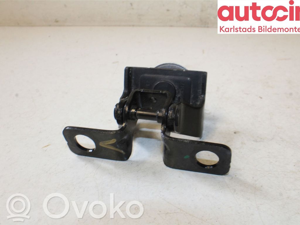 Tailgate/trunk/boot hinge   9843671480